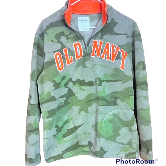 Old Navy Other - OLD NAVY CAMO SWEATSHIRT
